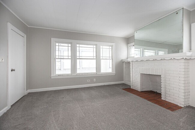 Building Photo - 8505 Garfield Blvd