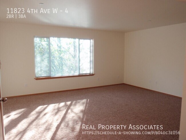Building Photo - 11823 4th Ave W