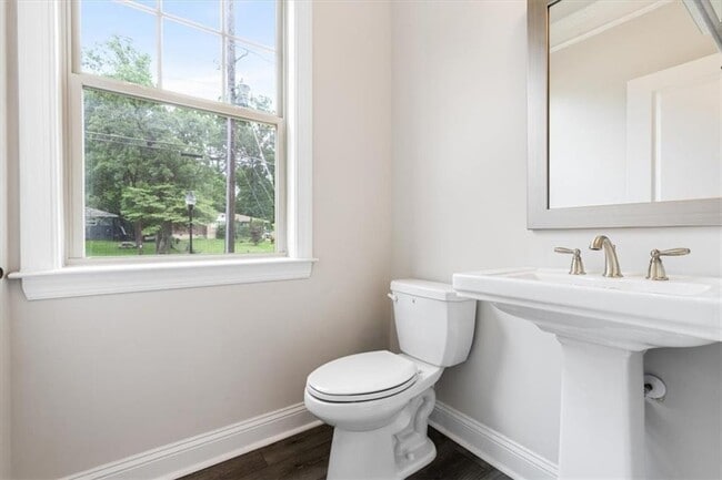 Building Photo - 2560 Clairebrooke Bnd