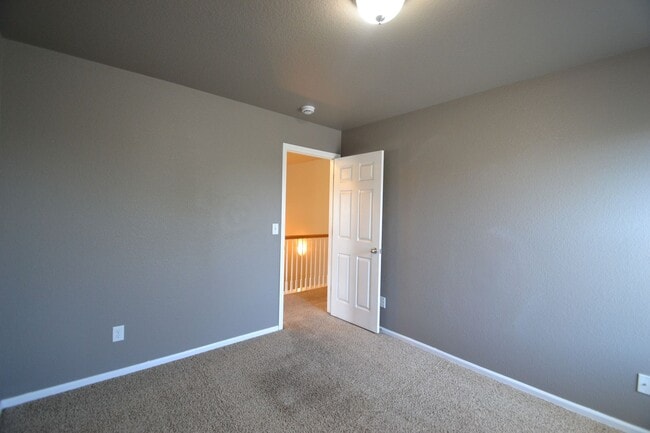 Building Photo - Beautiful Home Near Woodmen & Black Forest