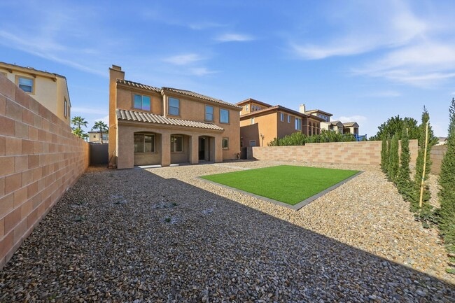 Building Photo - Luxury Golf Resort Living in Guard-Gated Tuscany – Henderson