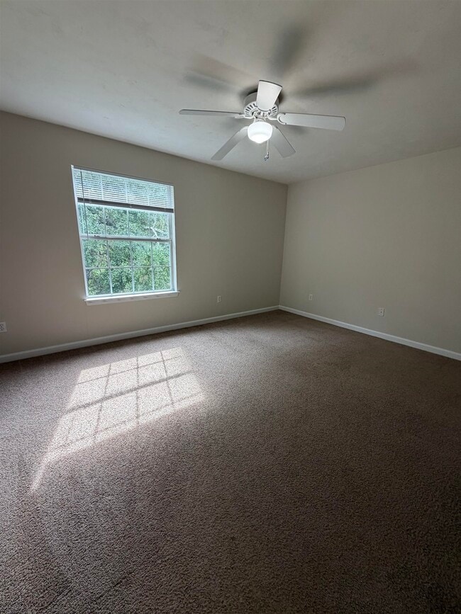 Building Photo - 1409 Deer Haven Ln