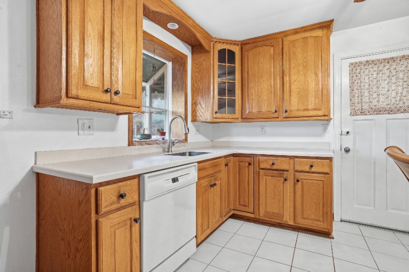 Building Photo - 350 Broadway Dr