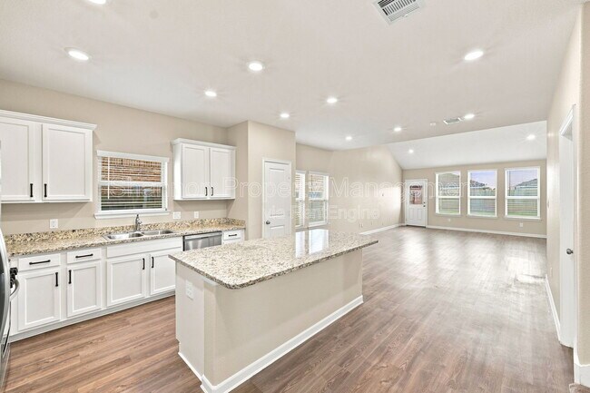 Building Photo - 32311 Melbrooke Dr