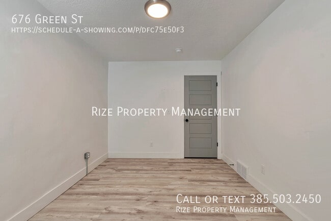 Building Photo - 676 Green St