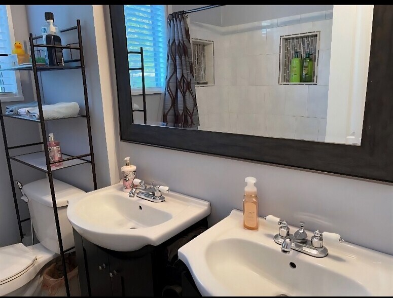 Building Photo - 3016 Brewton St