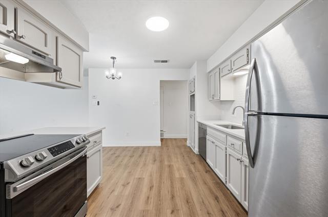 Building Photo - 7529 Meadowlark Ln N