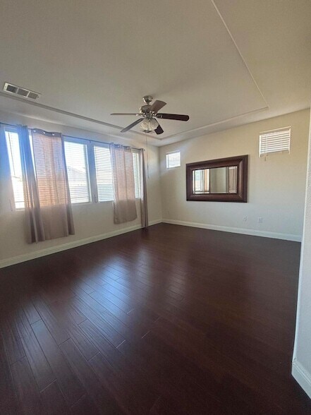 Building Photo - 82950 Vincent Dr