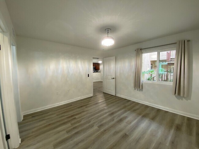 Building Photo - Beautifully Renovated 1-Bedroom Condo in Rancho Del Oro