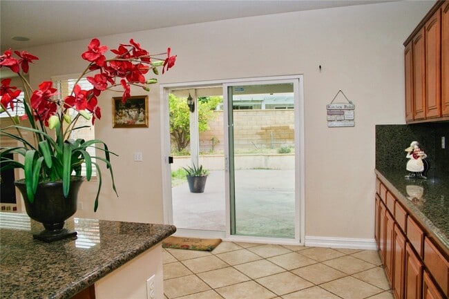 Building Photo - 13896 Fair Meadows Ct