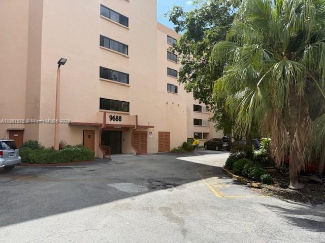 Building Photo - 9688 Fontainebleau Blvd