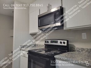 Building Photo - Duplex, Newly renovated, 2 bedroom with 2 ...