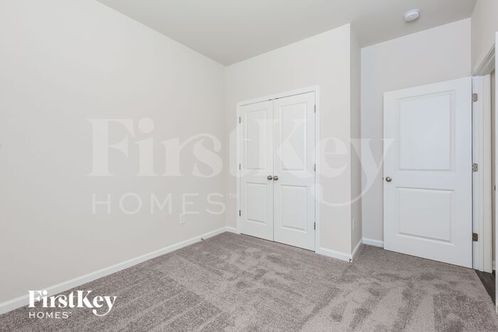 Building Photo - 715 Ridgemoor Trl