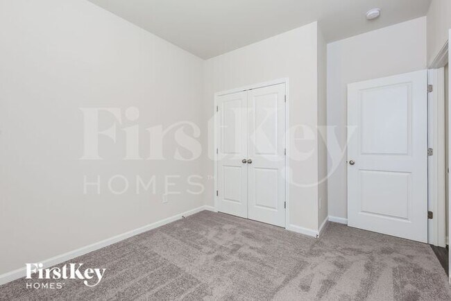 Building Photo - 715 Ridgemoor Trl