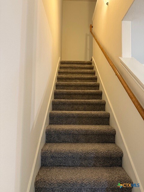 Building Photo - 200 Utterback