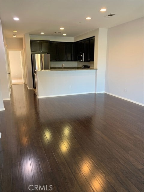 Building Photo - 10518 Willow Ln