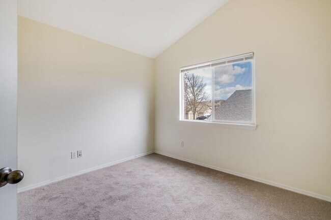 Building Photo - Beautiful 3 bed, 2.5 bath rental home in Beaverton!