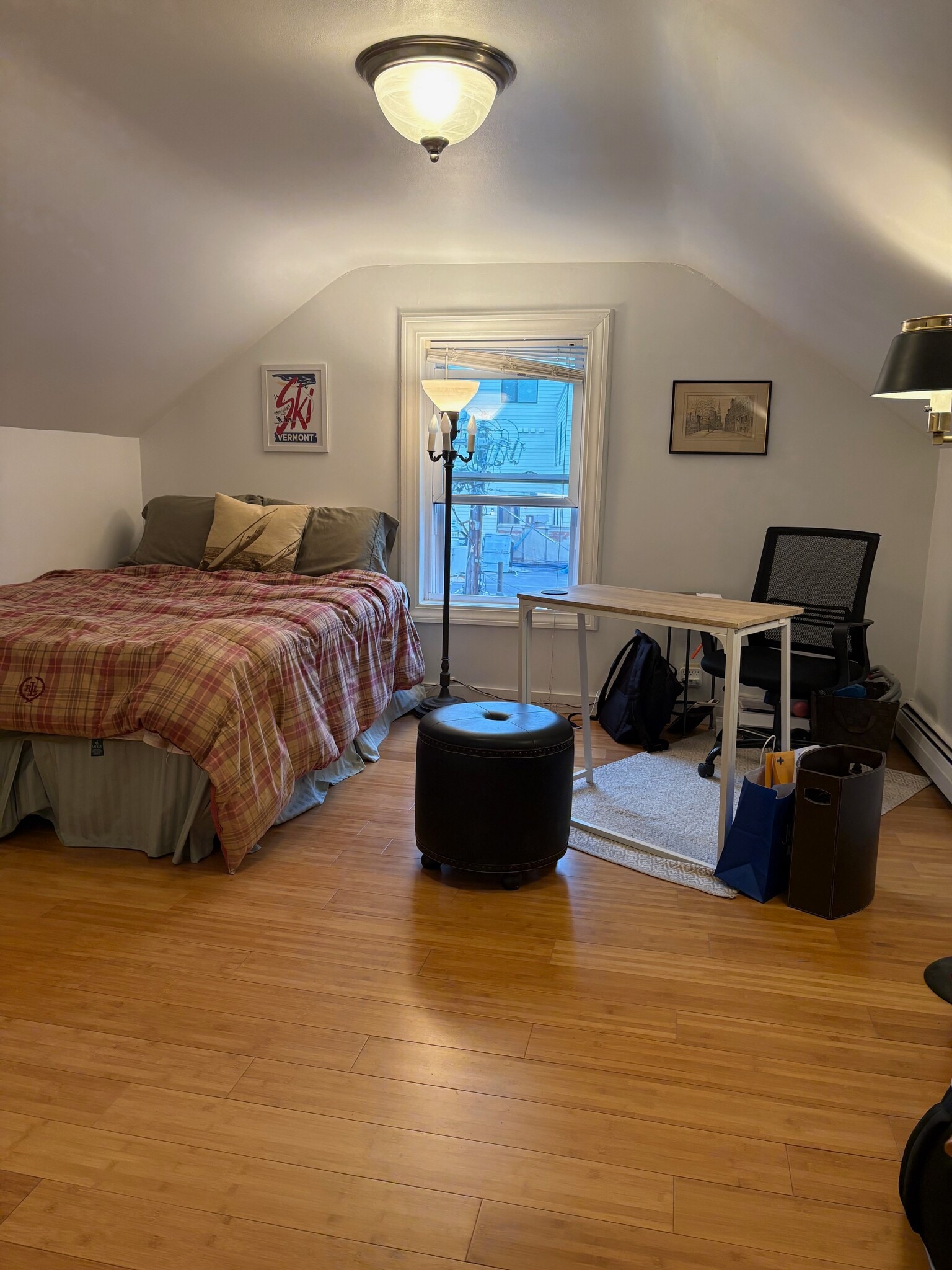 Building Photo - 291 Elm St