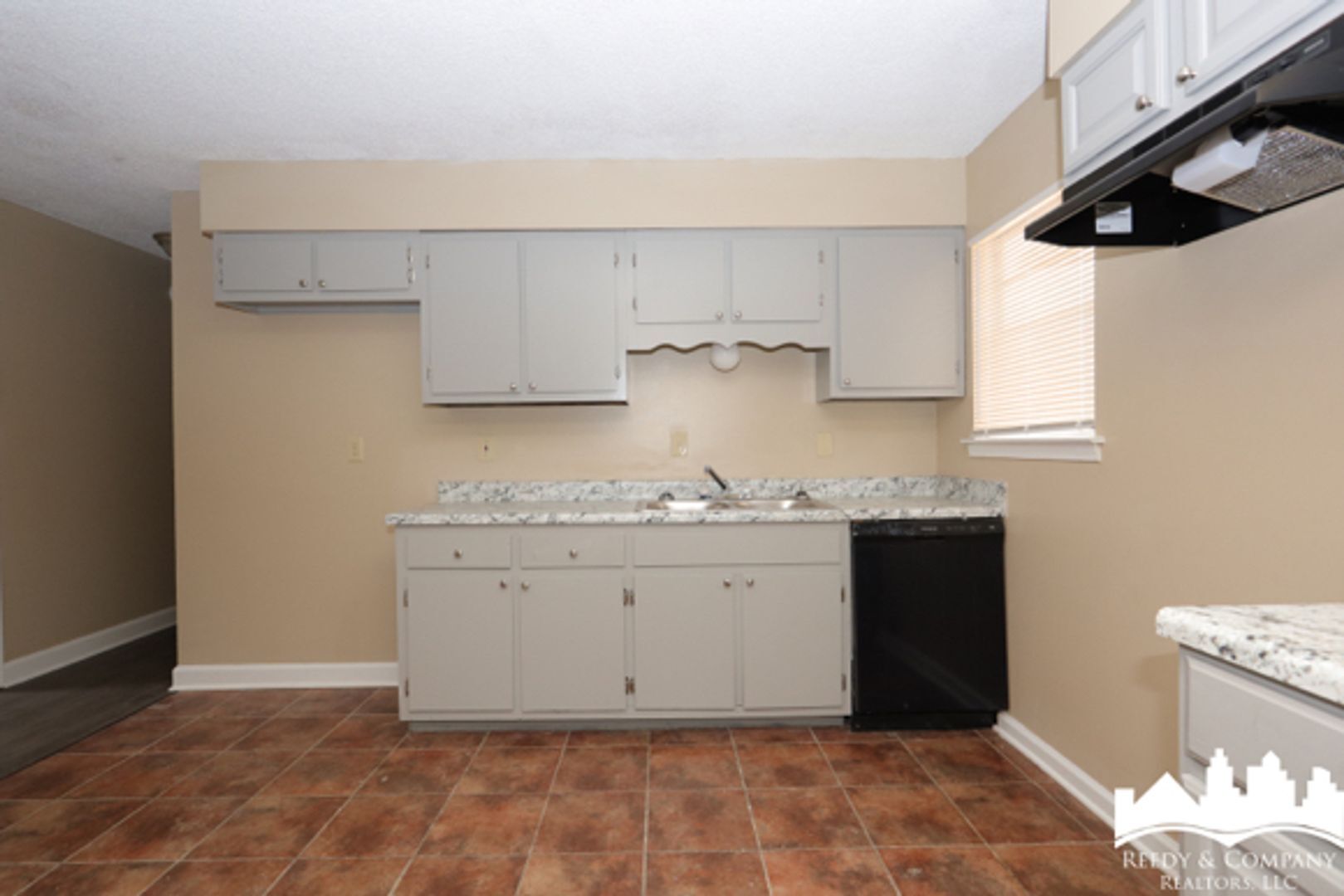 Building Photo - 5343 Cedar Bluff Dr