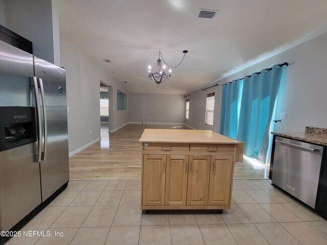 Building Photo - 4447 Oak Moss Loop