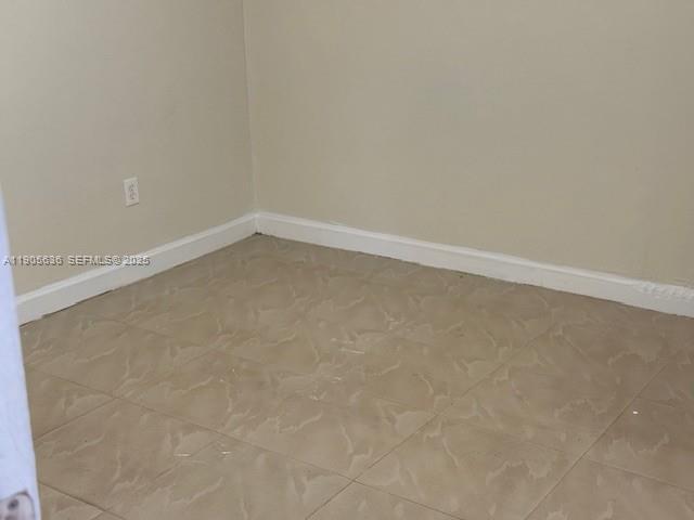 Building Photo - 311 NE 57th St