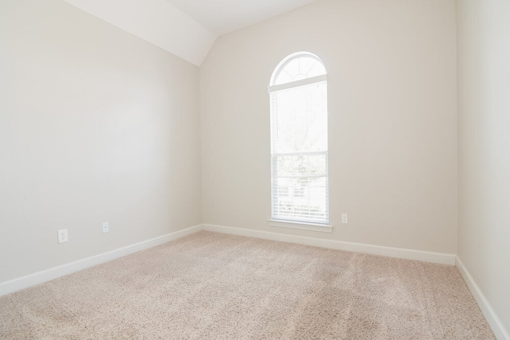 Building Photo - 2571 Blue Ridge Dr