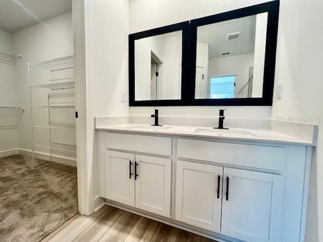 Building Photo - 1497 Laredo Ave