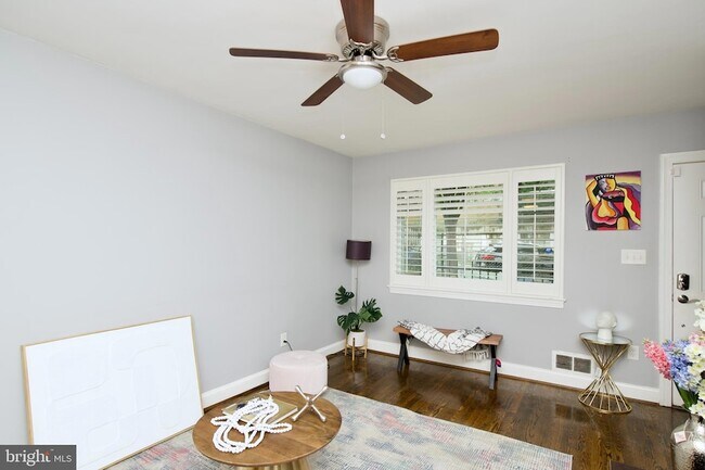 Building Photo - 1365 Talbert Terrace SE