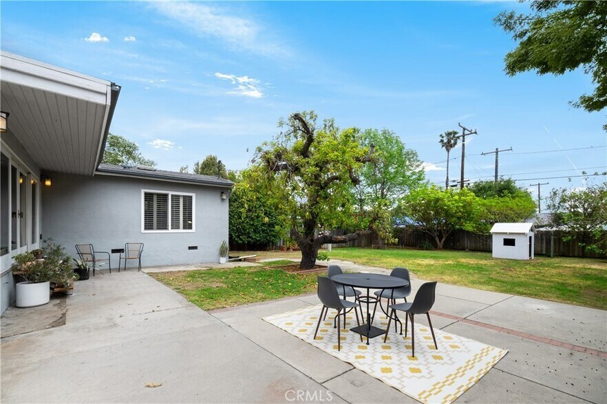 Building Photo - 740 Figueroa Dr