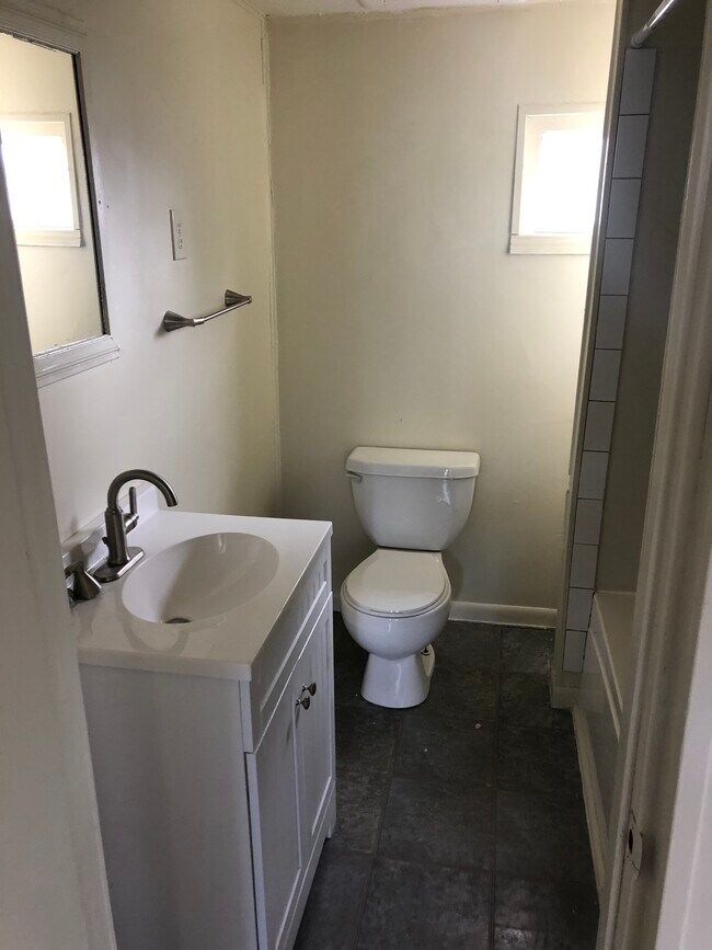 Building Photo - 14 N Huron St