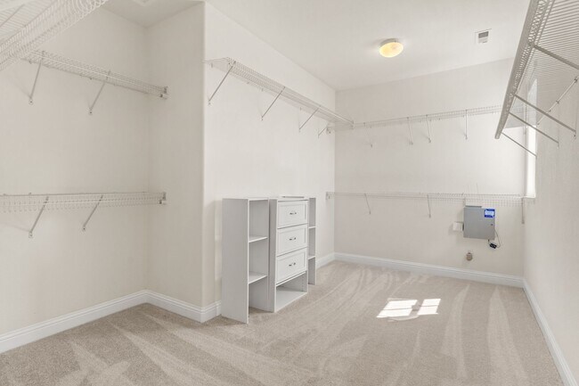 Building Photo - 3311 Montevideo Dr