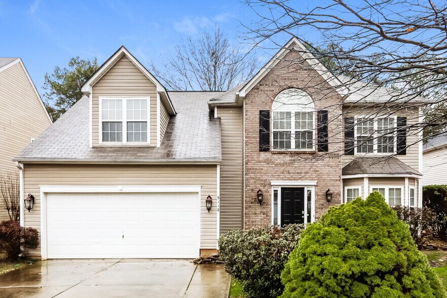 Primary Photo - 5112 Kiev Dr
