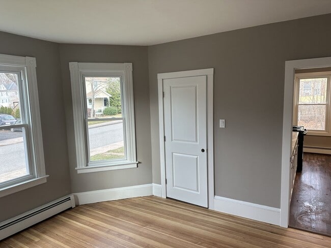 Building Photo - 145-147 Pearl Street