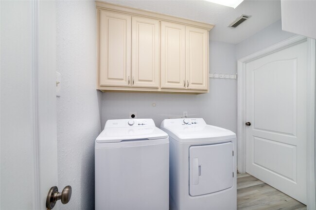 Building Photo - 23150 Tranquil Spring Ln