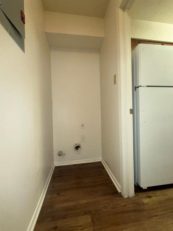 Building Photo - 12812 Tomanet Trail