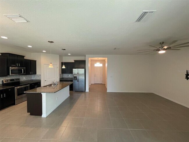 Building Photo - 17821 Garsalaso Cir