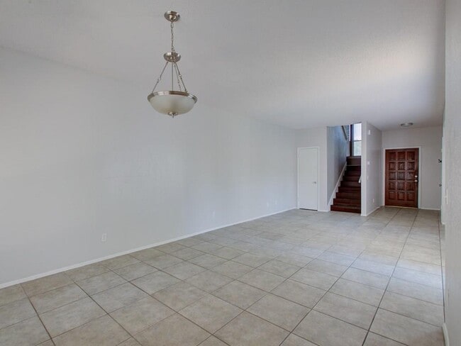 Building Photo - 8402 Tallwood Dr