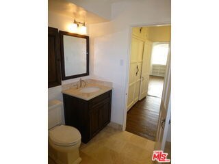 Building Photo - 1355 Laurel Ave