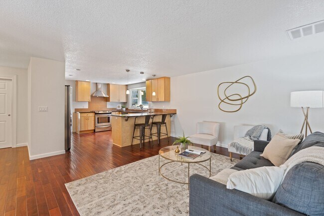 Building Photo - Stylish 3BR Beaverton Ranch w/ RV Parking & Hot Tub