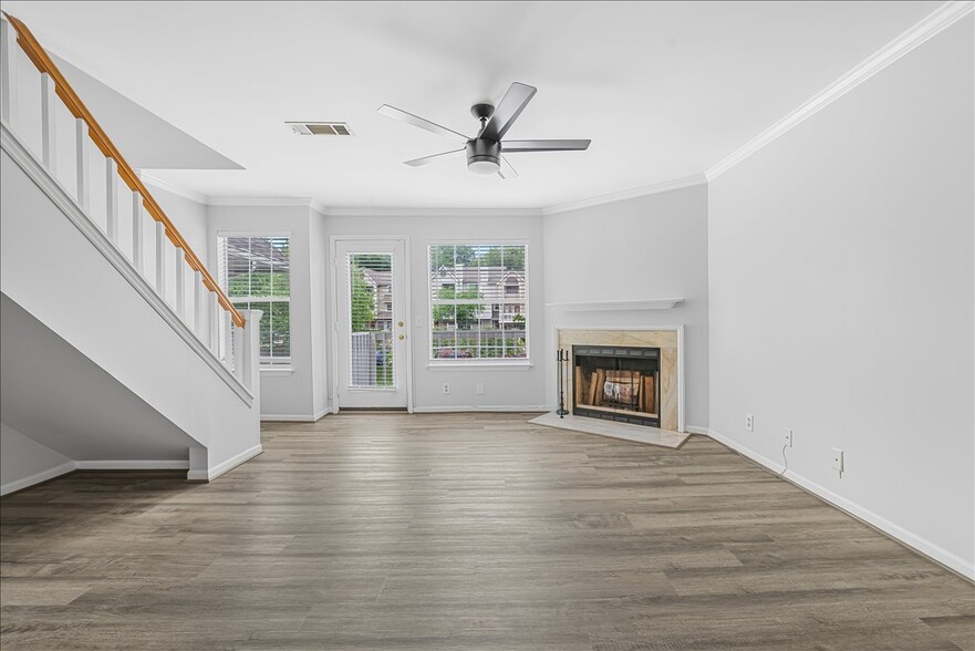 Building Photo - 5820 Inman Park Cir