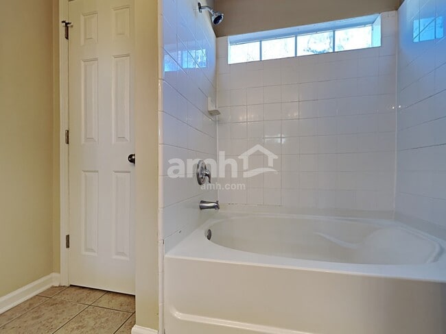 Building Photo - 5405 Red Fork Ln