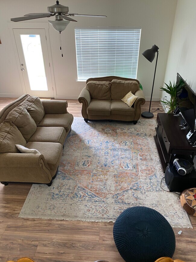 Building Photo - 238 E 370 N