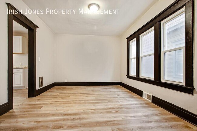 Building Photo - 128 Crowley Ave