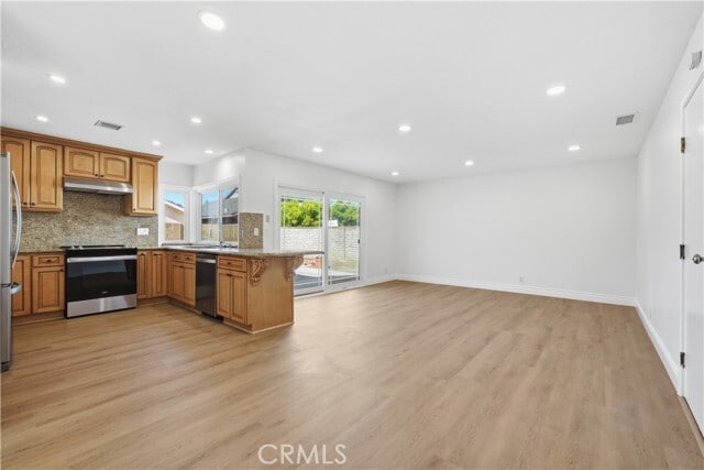 Building Photo - 8861 Dorsett Dr