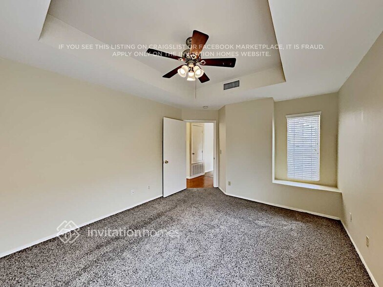 Building Photo - 1961 E Rosemonte Dr