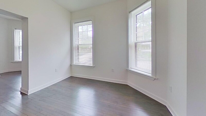 Building Photo - 2803 E Belleview Pl