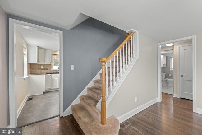 Building Photo - 3 Buttonwood Ave