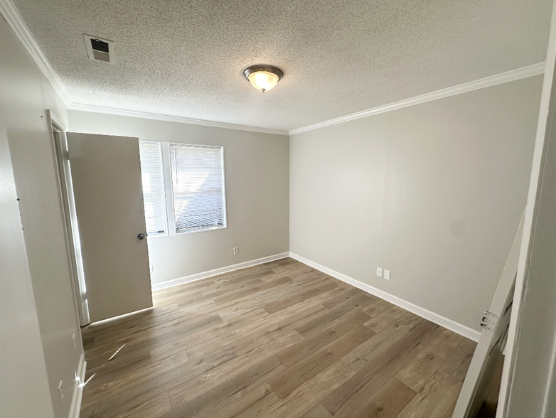 Bedroom 1 - 2952 Lynnwood Cir SW