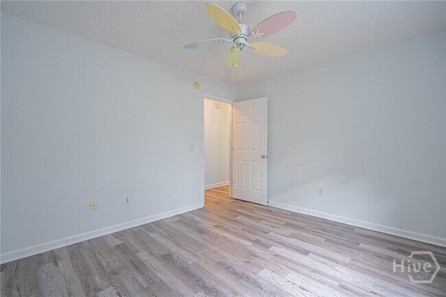 Building Photo - 114 Laurens Ln