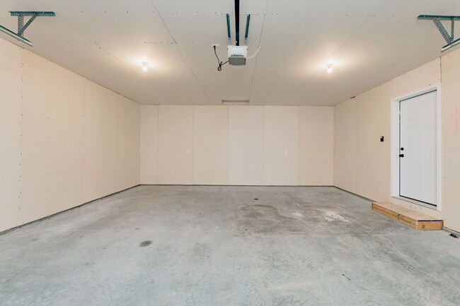 Building Photo - 3603 33rd St S